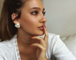 עגילים לכלה